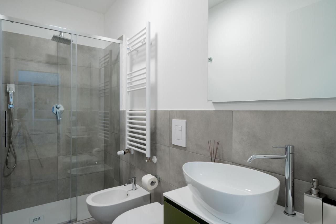Milano Apartments S Agostino - Porta Genova Экстерьер фото
