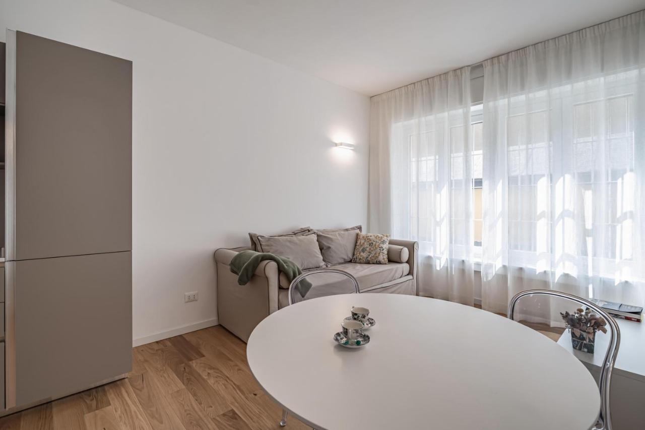 Milano Apartments S Agostino - Porta Genova Экстерьер фото