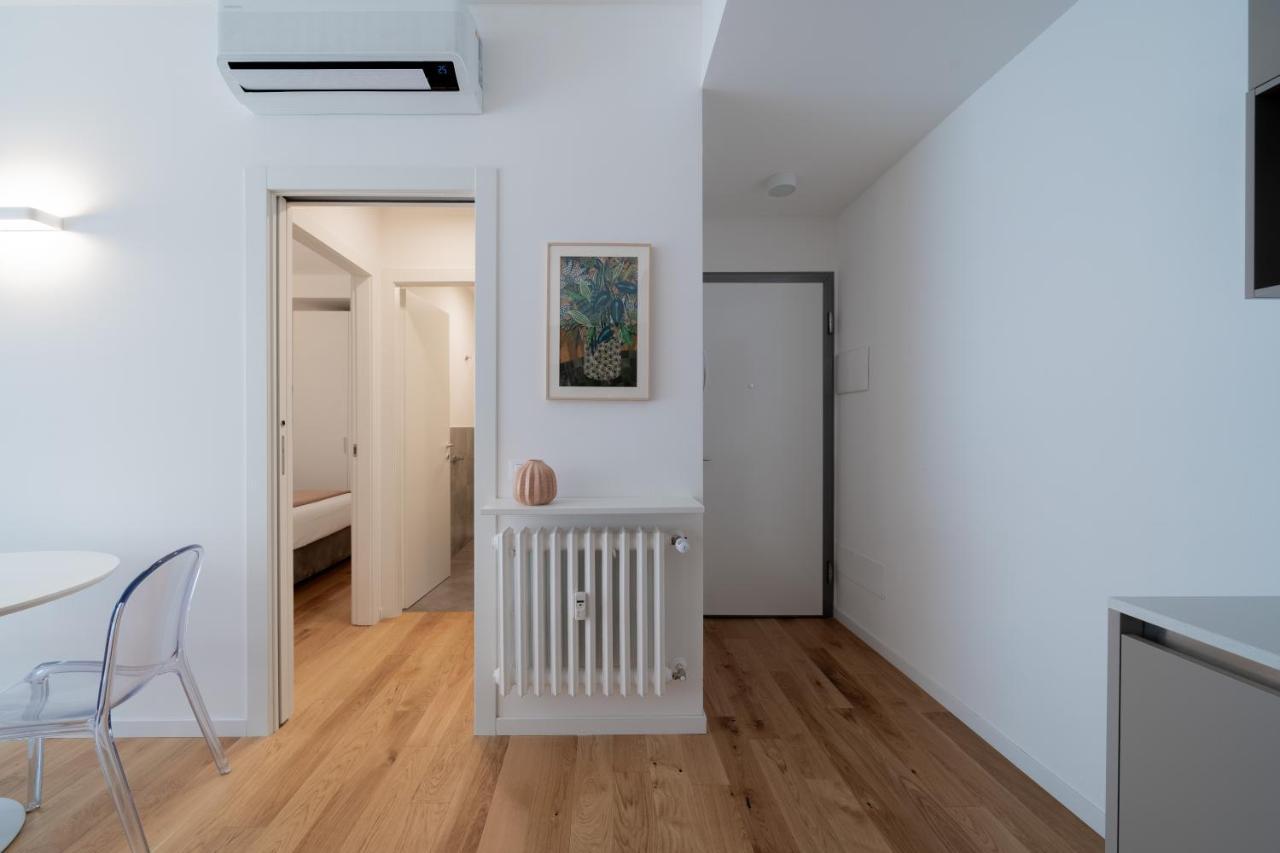 Milano Apartments S Agostino - Porta Genova Экстерьер фото