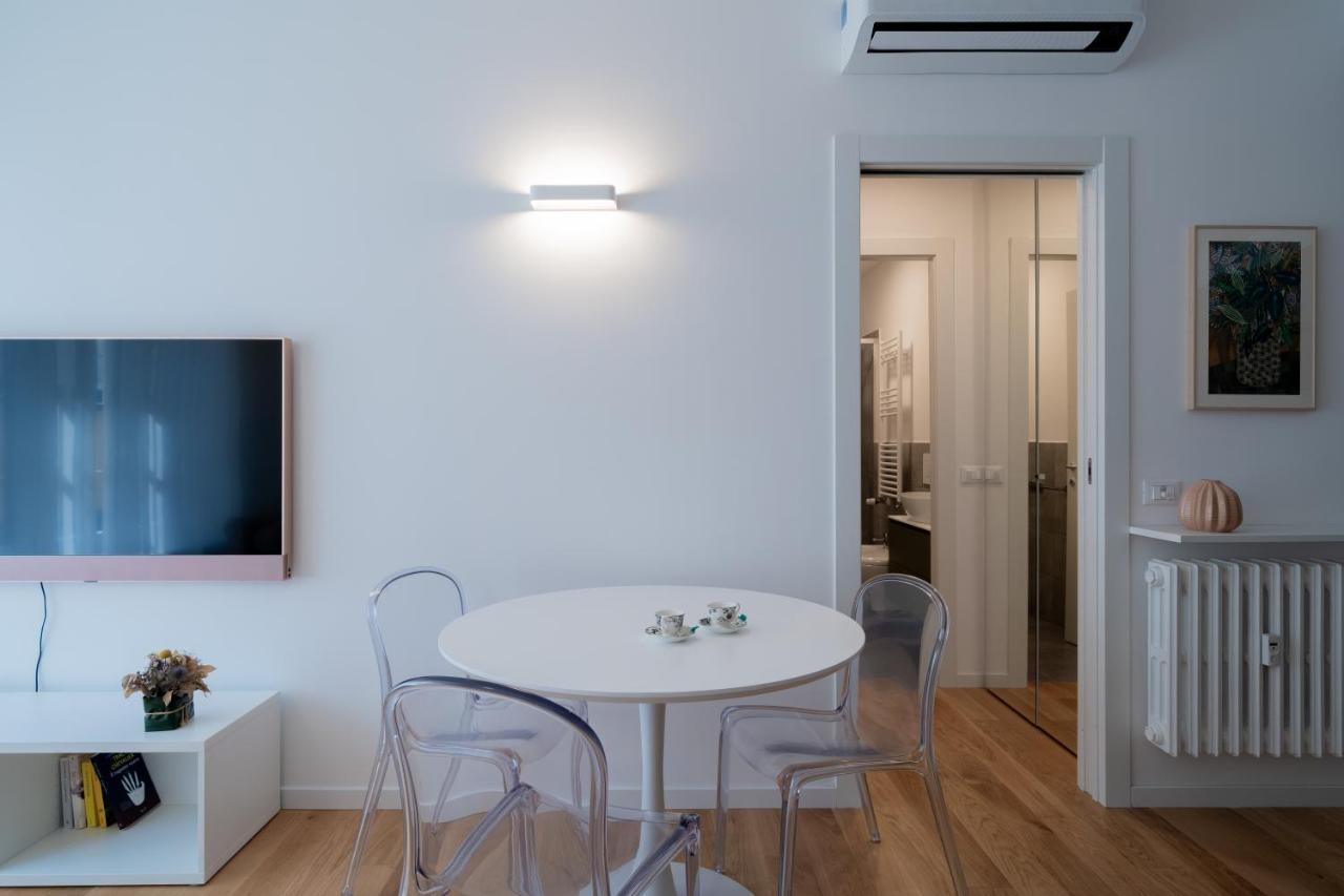 Milano Apartments S Agostino - Porta Genova Экстерьер фото